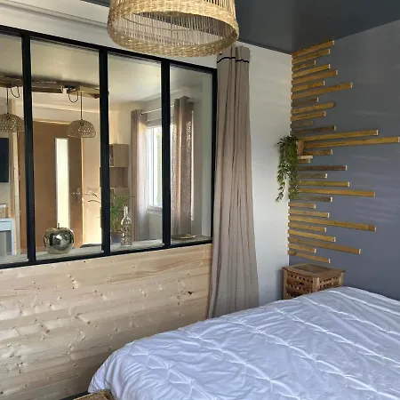 La Salamandre De L Olivier - Le Laurier Aubignosc