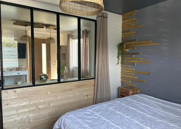 La Salamandre De L Olivier - Le Laurier Aubignosc